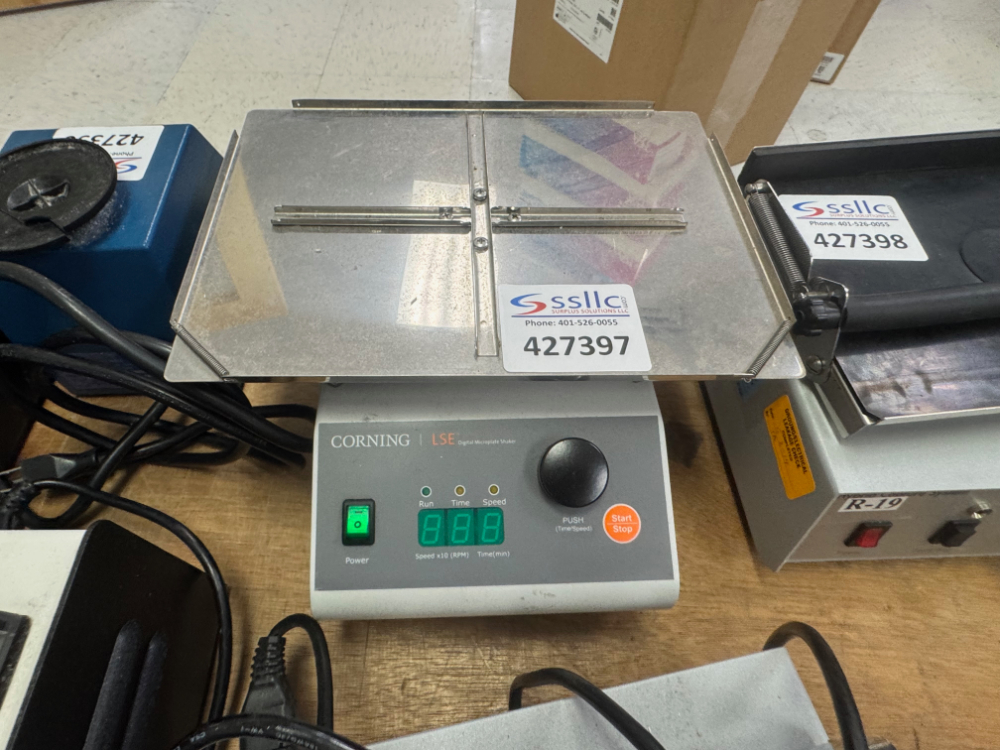 Image of Corning LSE Digital Micropate Shaker